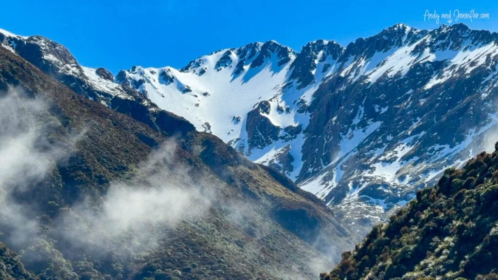 Snow-covered peaks in the Southern Alps near Arthur’s Pass, South Island, New Zealand